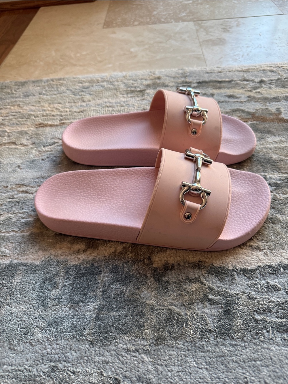 Salvatore Ferragamo pink slides - Picture 2 of 8
